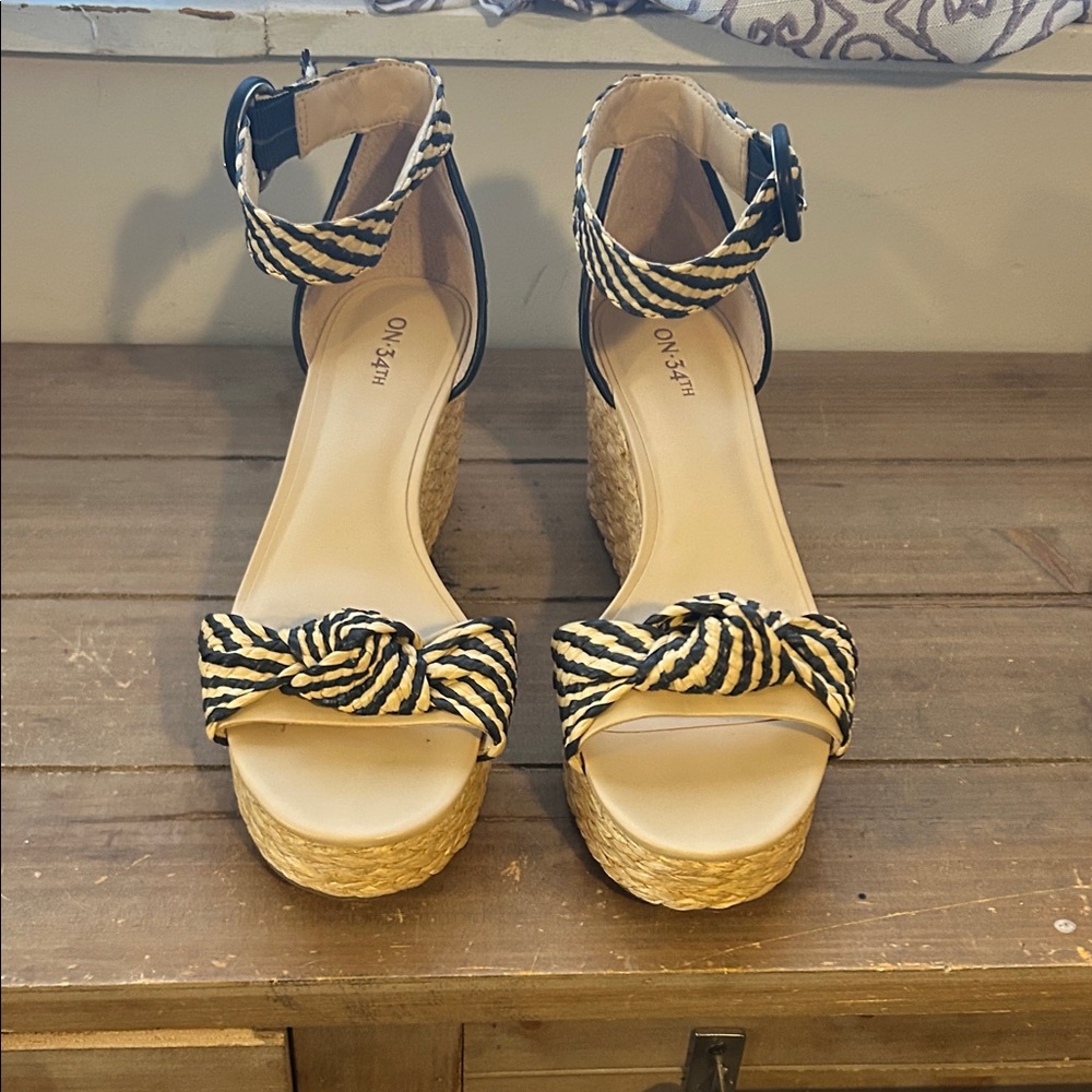 Knotted Espadrille Wedge Sandals in Black and Cream